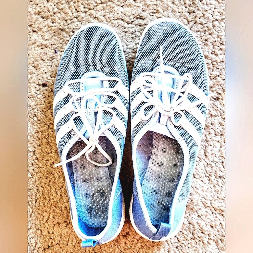 LIGHT BLUE & 3 STRIPES TENNIS SHOES, GOOD CONDITION, SIZE 7.5, BY TERREX